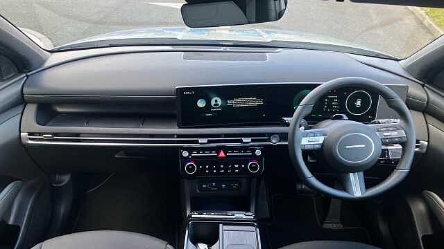 Hyundai TUCSON 1.6T 239 Hybrid Black Line 5dr Auto Hybrid Estate Silver