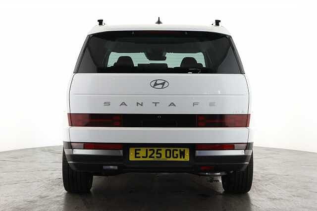 Hyundai SANTA FE 1.6 TGDi Plug-in Hybrid Premium 5dr 4WD Auto White