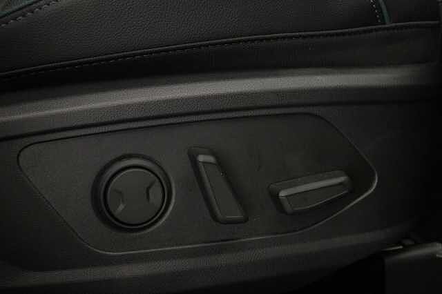 Hyundai TUCSON 1.6T Hybrid Ultimate 5dr Auto White