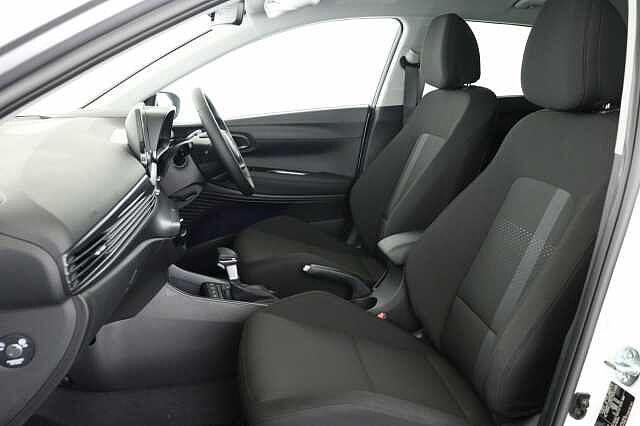 Hyundai I20 1.0T GDi 90 Tech Line 5dr DCT Solid - Atlas white
