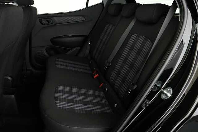 Hyundai I10 1.2 [79] Premium 5dr Auto [Nav] Pearl - Phantom black