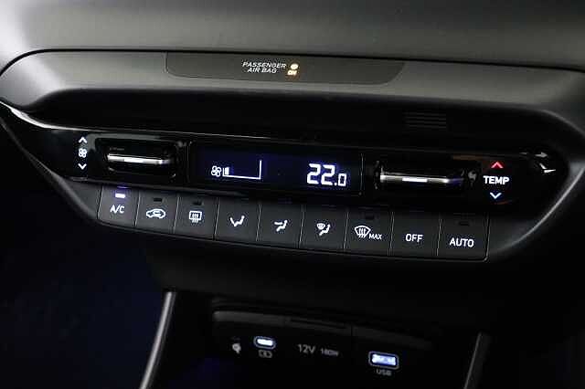 Hyundai I20 1.0T GDi 90 Tech Line 5dr Pearl - Phantom black