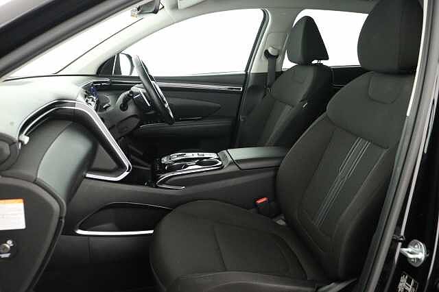 Hyundai TUCSON 1.6 TGDi Hybrid 230 SE Connect 5dr 2WD Auto BLACK