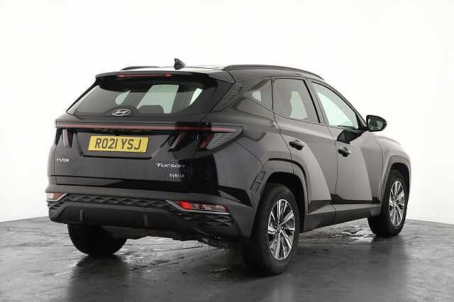 Hyundai TUCSON 1.6 TGDi Hybrid 230 SE Connect 5dr 2WD Auto BLACK