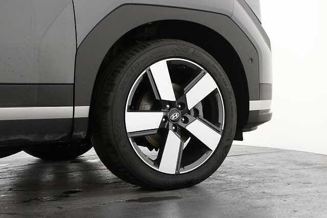 Hyundai SANTA FE 1.6 TGDi 239 Hybrid Ultimate 5dr Auto Grey