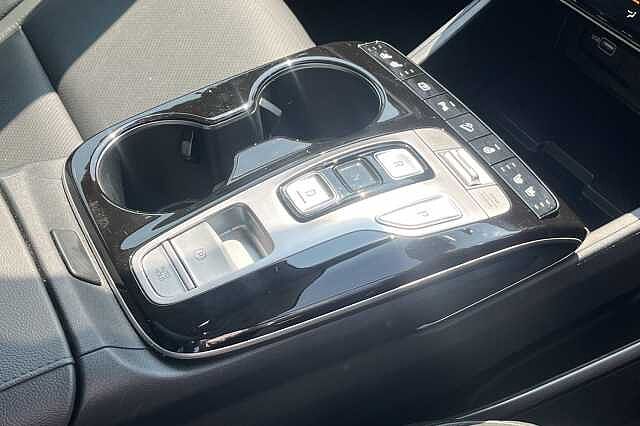 Hyundai TUCSON 1.6 T-GDi Plug-in Hybrid Ultimate 5dr 4WD Auto
