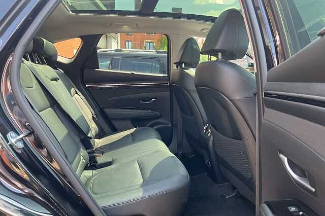 Hyundai TUCSON 1.6 T-GDi Plug-in Hybrid Ultimate 5dr 4WD Auto