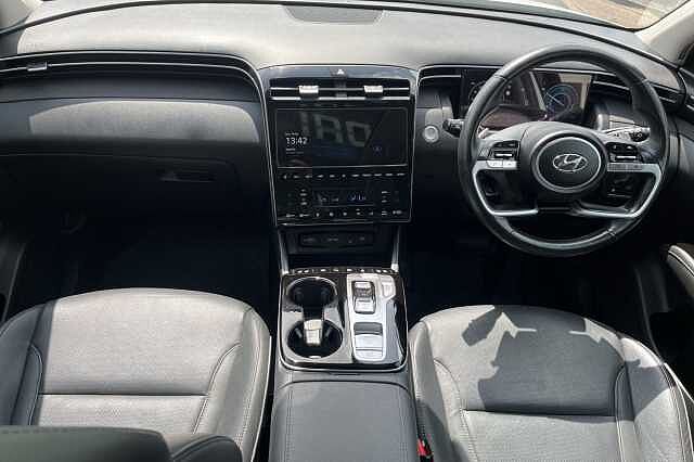 Hyundai TUCSON 1.6 T-GDi Plug-in Hybrid Ultimate 5dr 4WD Auto White