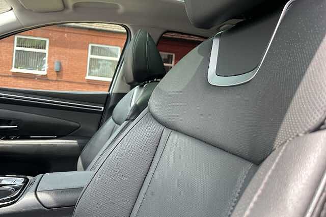 Hyundai TUCSON 1.6 T-GDi Plug-in Hybrid Ultimate 5dr 4WD Auto White
