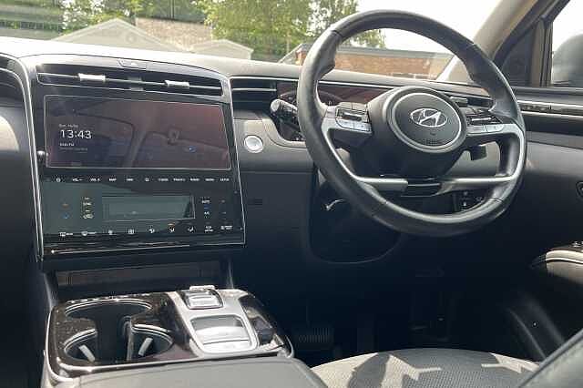 Hyundai TUCSON 1.6 T-GDi Plug-in Hybrid Ultimate 5dr 4WD Auto White