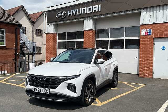 Hyundai TUCSON 1.6 T-GDi Plug-in Hybrid Ultimate 5dr 4WD Auto White