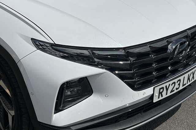 Hyundai TUCSON 1.6 T-GDi Plug-in Hybrid Ultimate 5dr 4WD Auto White