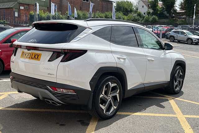 Hyundai TUCSON 1.6 T-GDi Plug-in Hybrid Ultimate 5dr 4WD Auto White