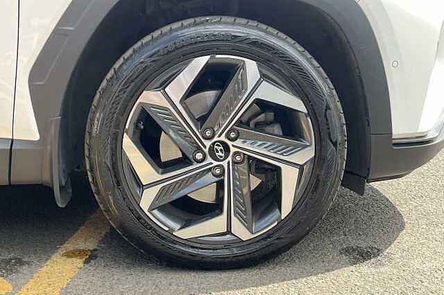 Hyundai TUCSON 1.6 T-GDi Plug-in Hybrid Ultimate 5dr 4WD Auto White