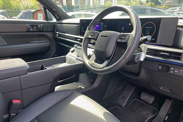 Hyundai SANTA FE 1.6 T-GDi PHEV Calligraphy 4WD Black