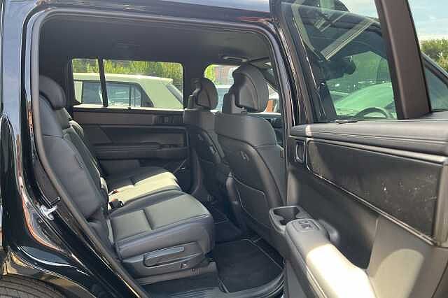 Hyundai SANTA FE 1.6 T-GDi PHEV Calligraphy 4WD Black