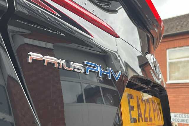 Toyota PRIUS 5dr 1.8 VVT-i Excel Plug-In Hybrid Black