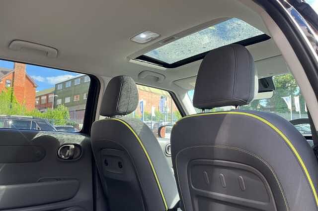 Hyundai Inster Cross 49kWh 5dr Auto