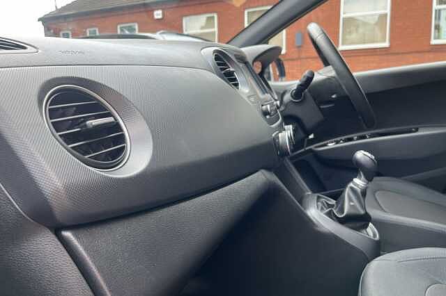 Hyundai I10 1.0 Go SE 5dr Blue