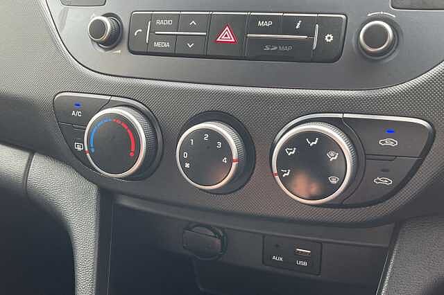 Hyundai I10 1.0 Go SE 5dr Blue