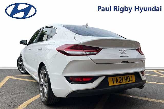 Hyundai I30 FASTBACK 1.4 T-GDI Premium 5dr DCT White