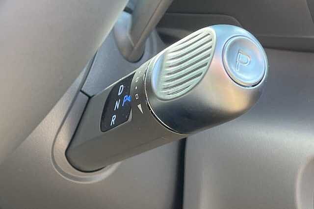Hyundai INSTER Cross 49kWh 5dr Auto Black