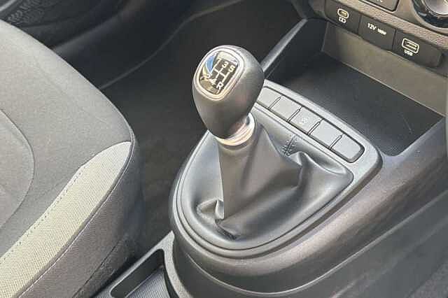 Hyundai I10 1.0 Advance 5dr Blue