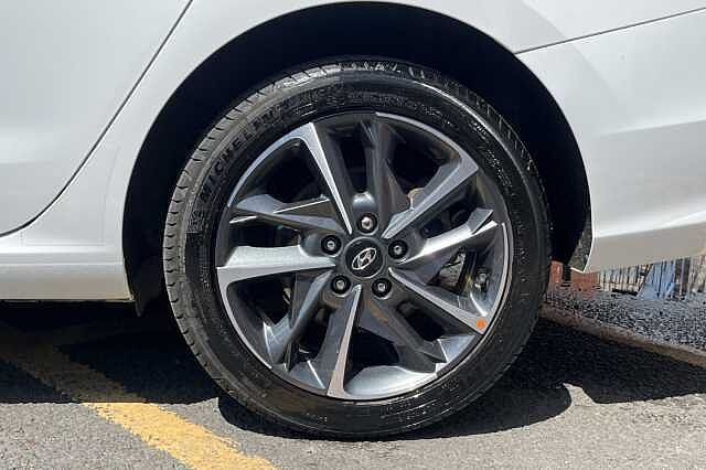 Hyundai i30 1.0 T-GDi Premium 5dr