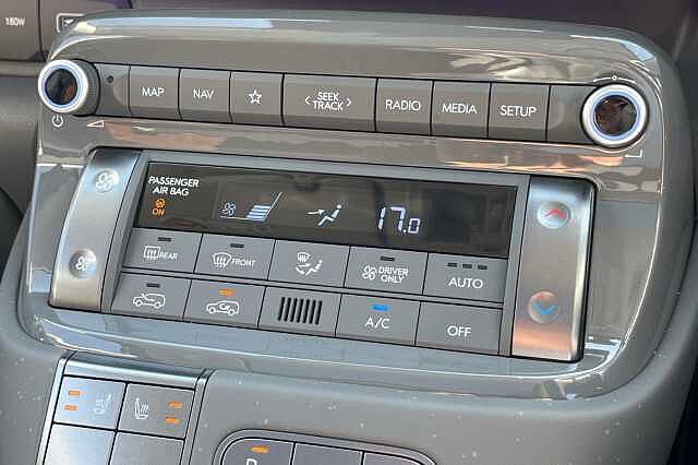 Hyundai INSTER Cross 49kWh 5dr Auto Black
