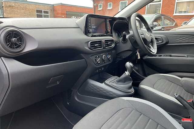 Hyundai i10 1.0 [63] Advance 5dr [Nav]