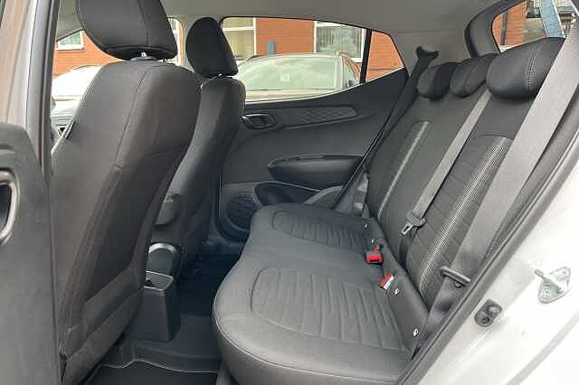 Hyundai i10 1.0 [63] Advance 5dr [Nav]