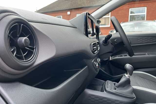 Hyundai i10 1.0 [63] Advance 5dr [Nav]