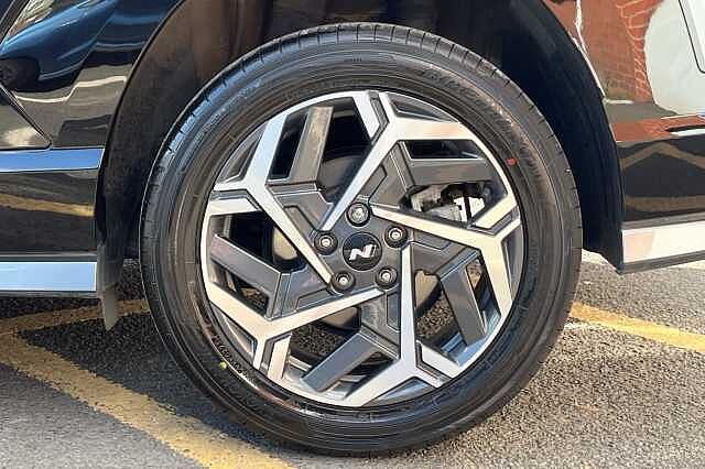 Hyundai KONA 1.6 GDi Hybrid N Line 5dr DCT Black