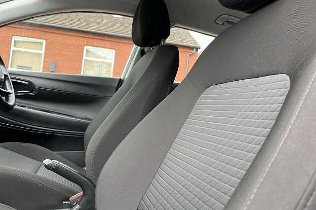 Hyundai I20 1.0 T-GDi 48Volt MHEV SE Connect 5dr DCT White