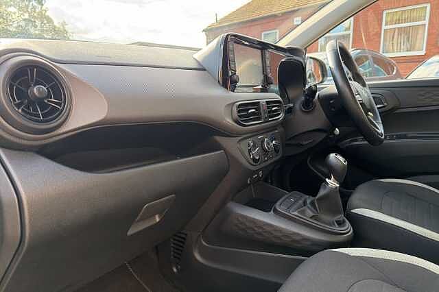 Hyundai I10 1.0 Advance 5dr Blue