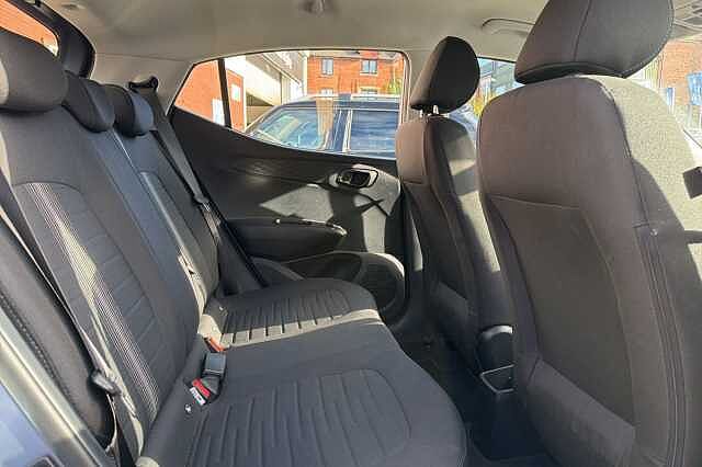 Hyundai I10 1.0 Advance 5dr Blue
