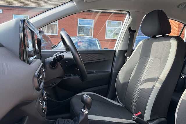 Hyundai I10 1.0 Advance 5dr Blue