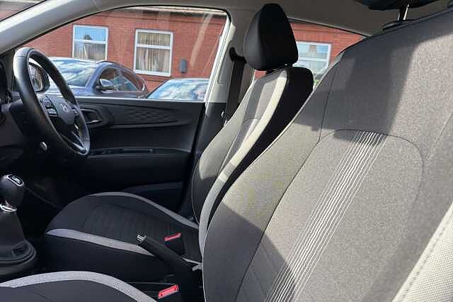 Hyundai I10 1.0 Advance 5dr Blue