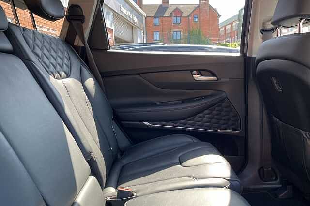 Hyundai SANTA FE 1.6 T-GDi Hybrid Premium 5dr 4WD Auto Green
