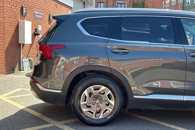 Hyundai SANTA FE 1.6 T-GDi Hybrid Premium 5dr 4WD Auto Green