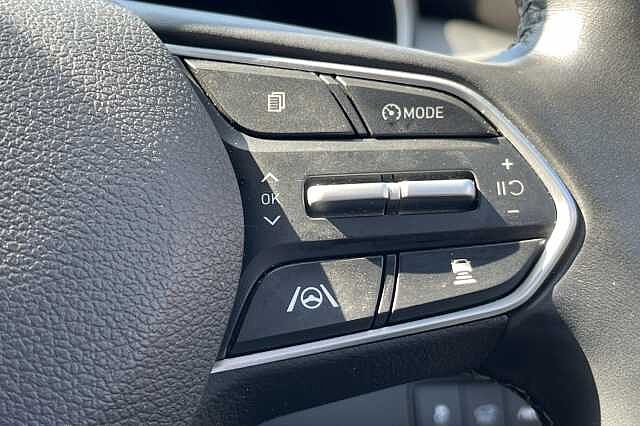 Hyundai SANTA FE 1.6 T-GDi Hybrid Premium 5dr 4WD Auto Green