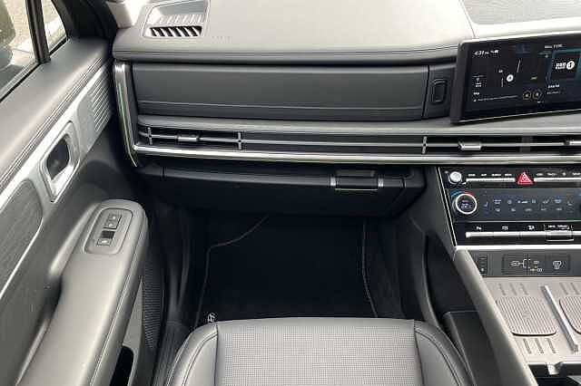 Hyundai SANTA FE 1.6 T-GDi Hybrid Ultimate 5dr 4WD Auto