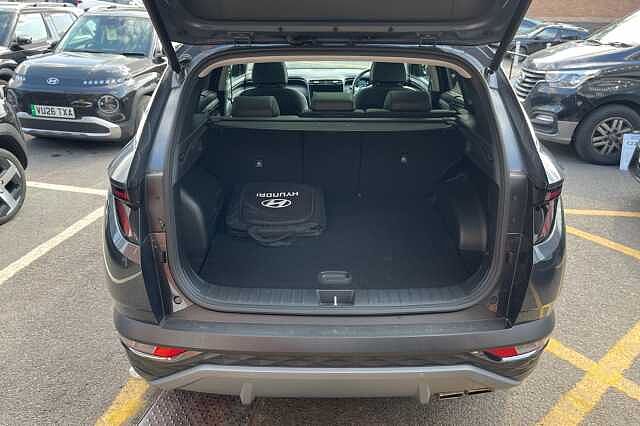 Hyundai TUCSON 1.6 T-GDi Plug-in Hybrid Ultimate 5dr 4WD Auto