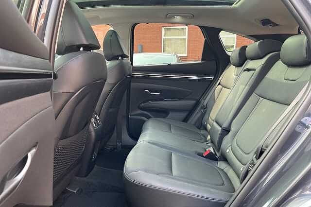Hyundai TUCSON 1.6 T-GDi Plug-in Hybrid Ultimate 5dr 4WD Auto