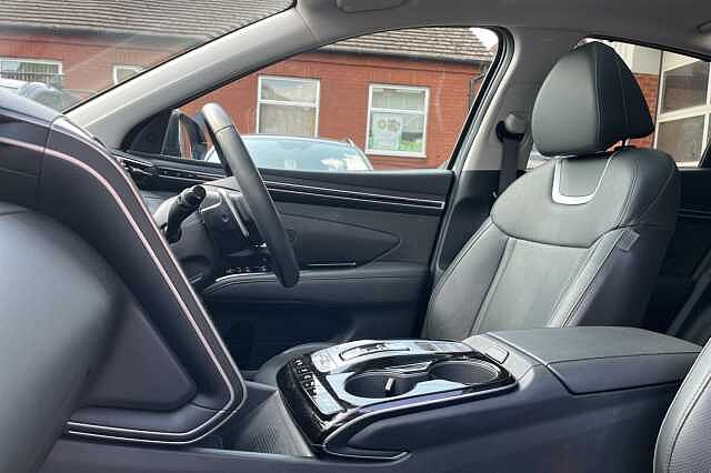 Hyundai TUCSON 1.6 T-GDi Plug-in Hybrid Ultimate 5dr 4WD Auto