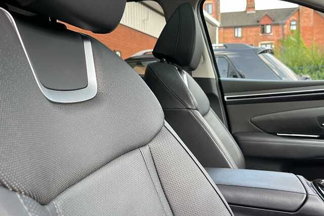 Hyundai TUCSON 1.6 T-GDi Plug-in Hybrid Ultimate 5dr 4WD Auto