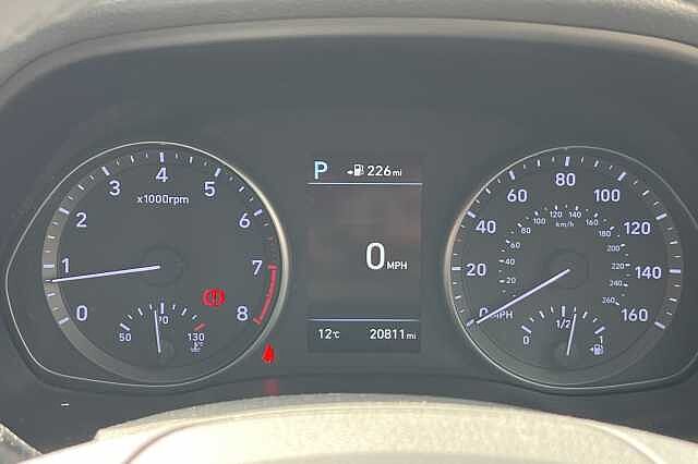 Hyundai I30 FASTBACK 1.4 T-GDI Premium 5dr DCT White