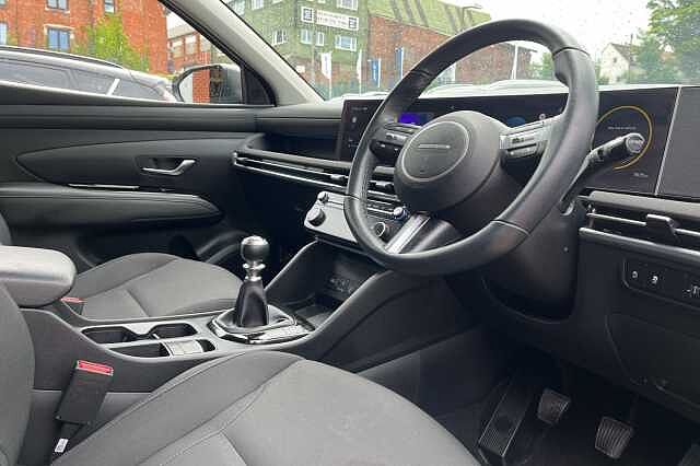 Hyundai TUCSON 1.6T Advance 5dr White