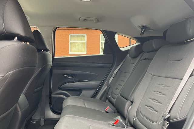 Hyundai TUCSON 1.6T Advance 5dr White
