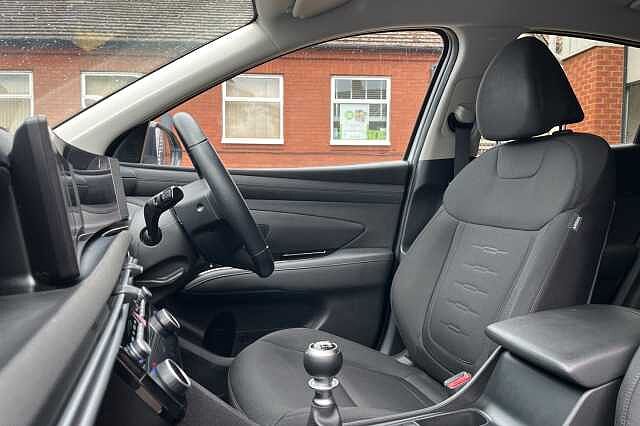 Hyundai TUCSON 1.6T Advance 5dr White